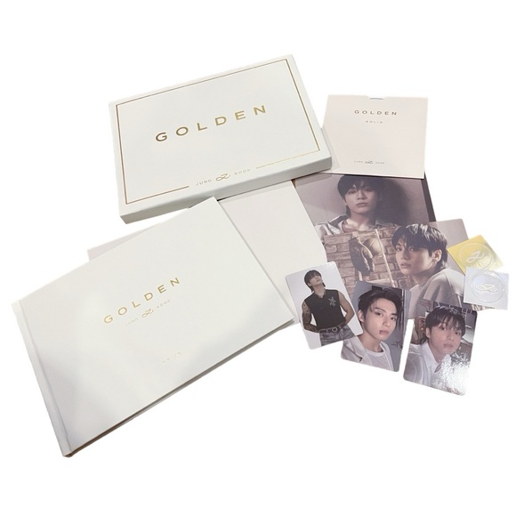 BTS JUNGKOOK INDIGO EXCLUSIVE GOLDEN SOLID ALBUM - OPENED, EVERYTHING INCLUDED - Picture 2 of 3
